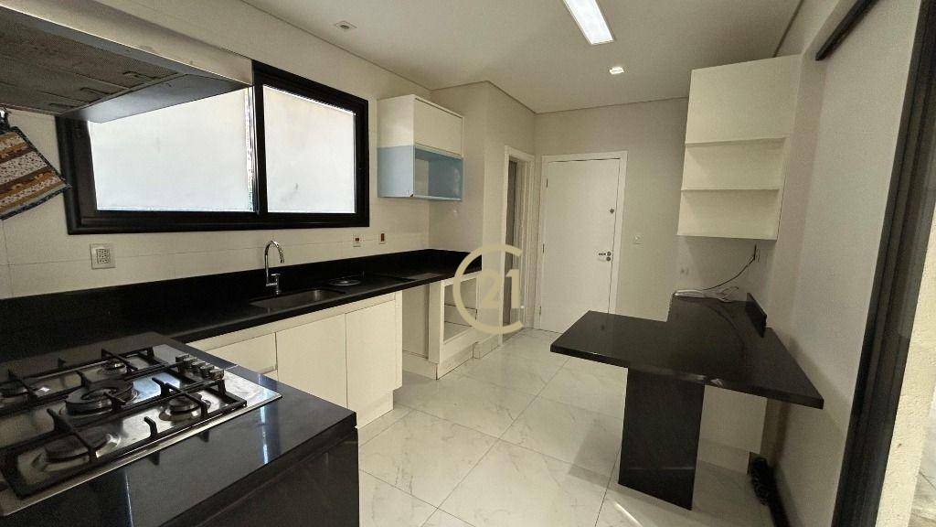 Casa de Condomínio à venda com 4 quartos, 235m² - Foto 9