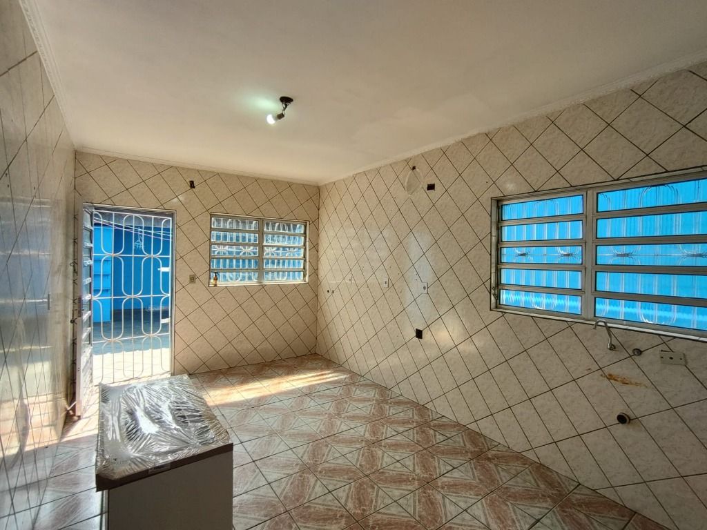 Sobrado à venda com 3 quartos, 230m² - Foto 5