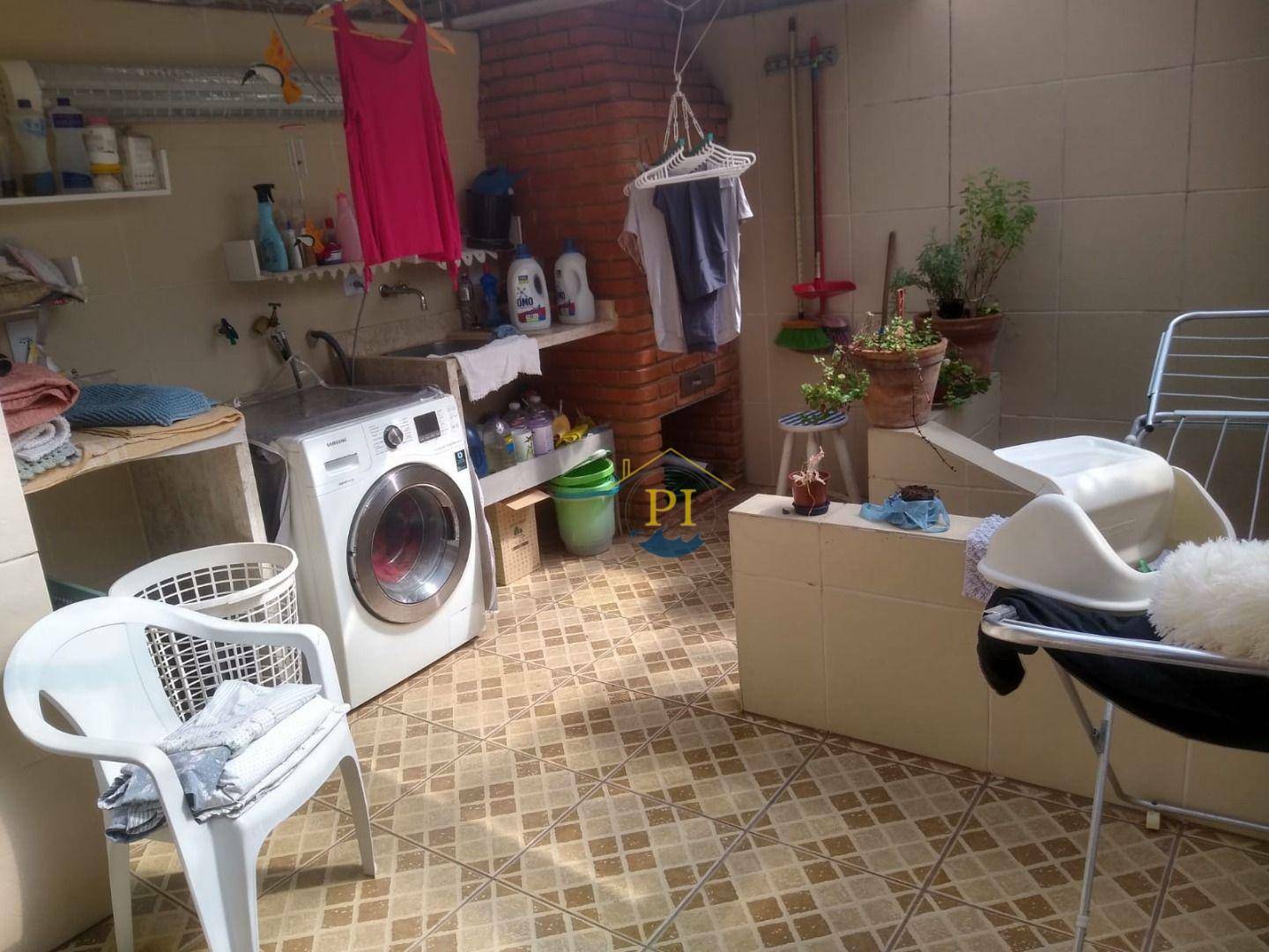 Casa de Condomínio à venda com 2 quartos, 1m² - Foto 24