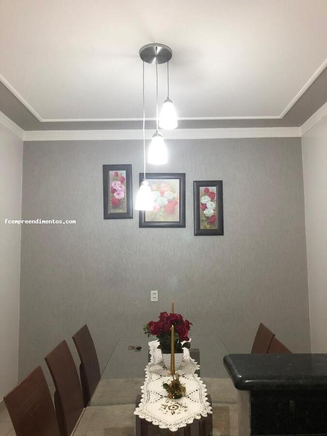 Casa à venda com 3 quartos, 140m² - Foto 21