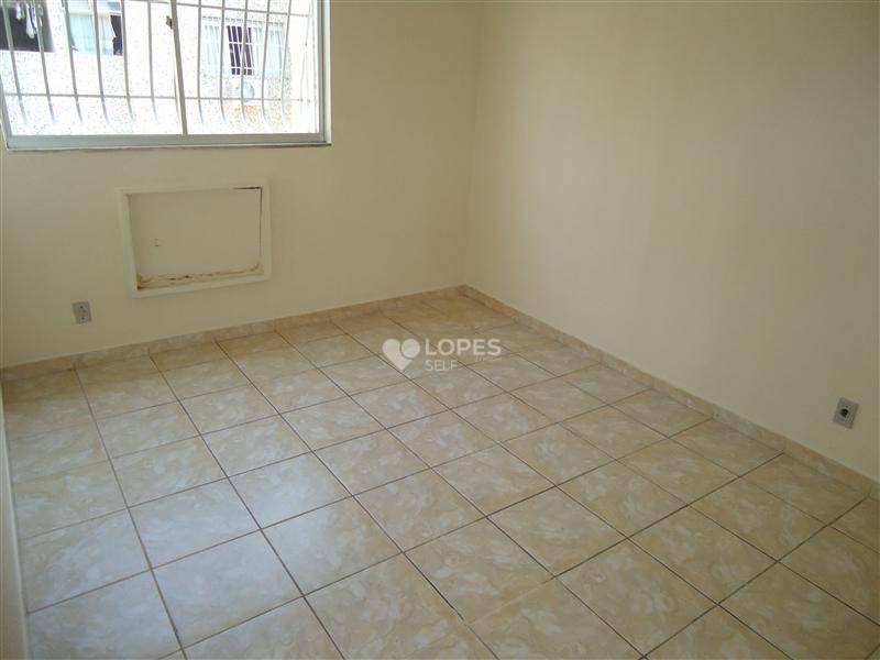 Apartamento à venda com 2 quartos, 60m² - Foto 3