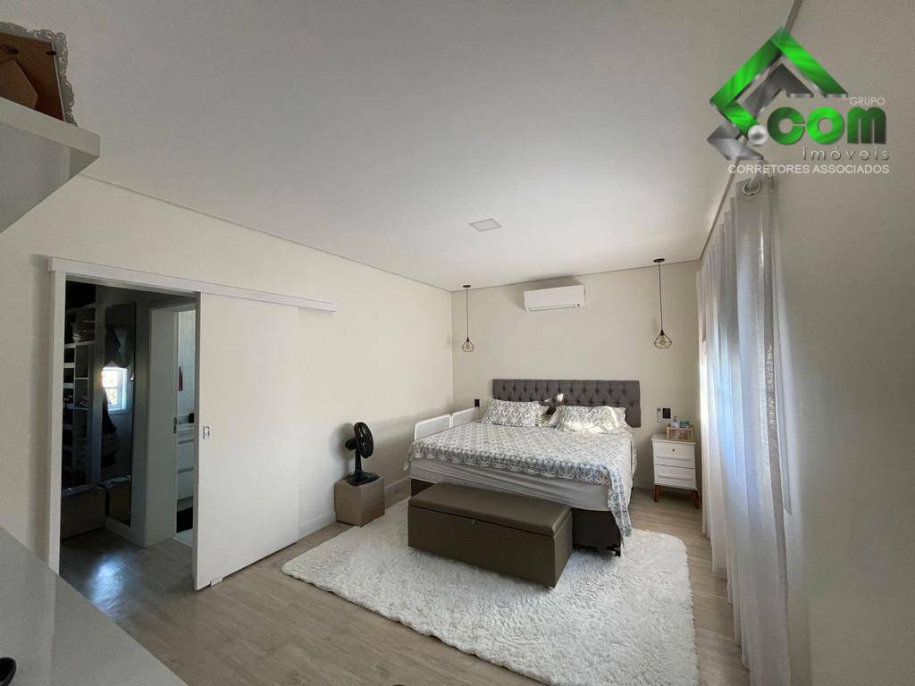 Casa à venda com 4 quartos, 325m² - Foto 26