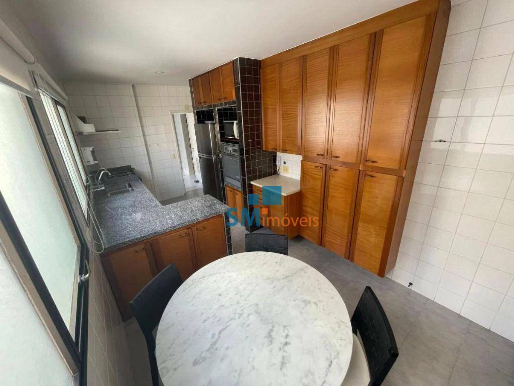 Apartamento à venda com 4 quartos, 177m² - Foto 8