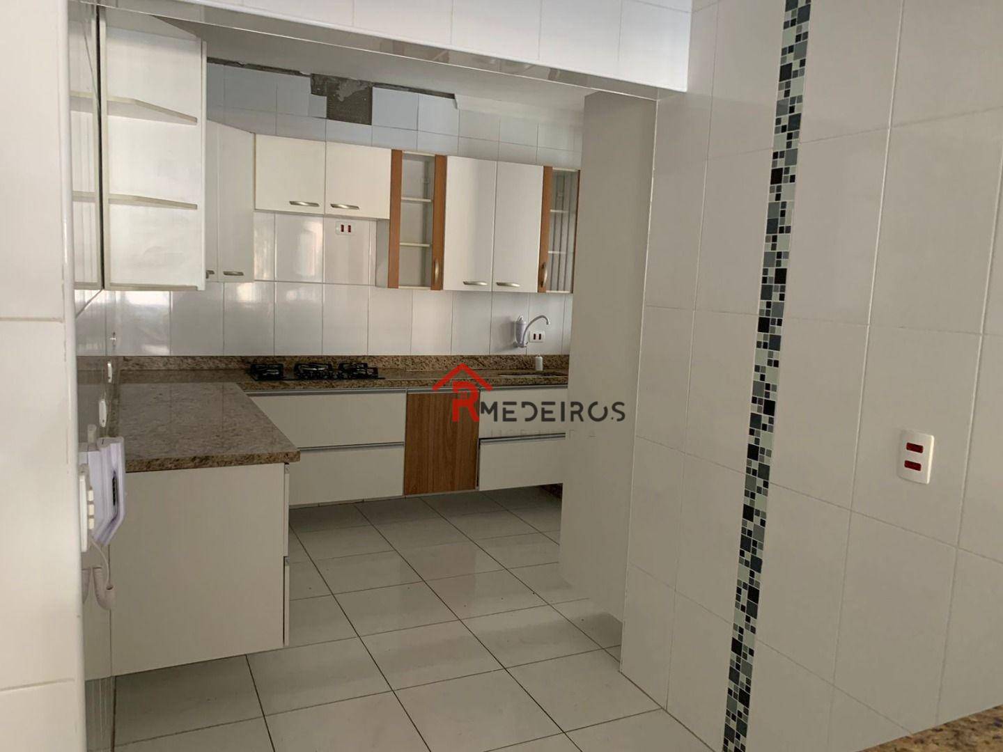 Apartamento à venda com 3 quartos, 116m² - Foto 17