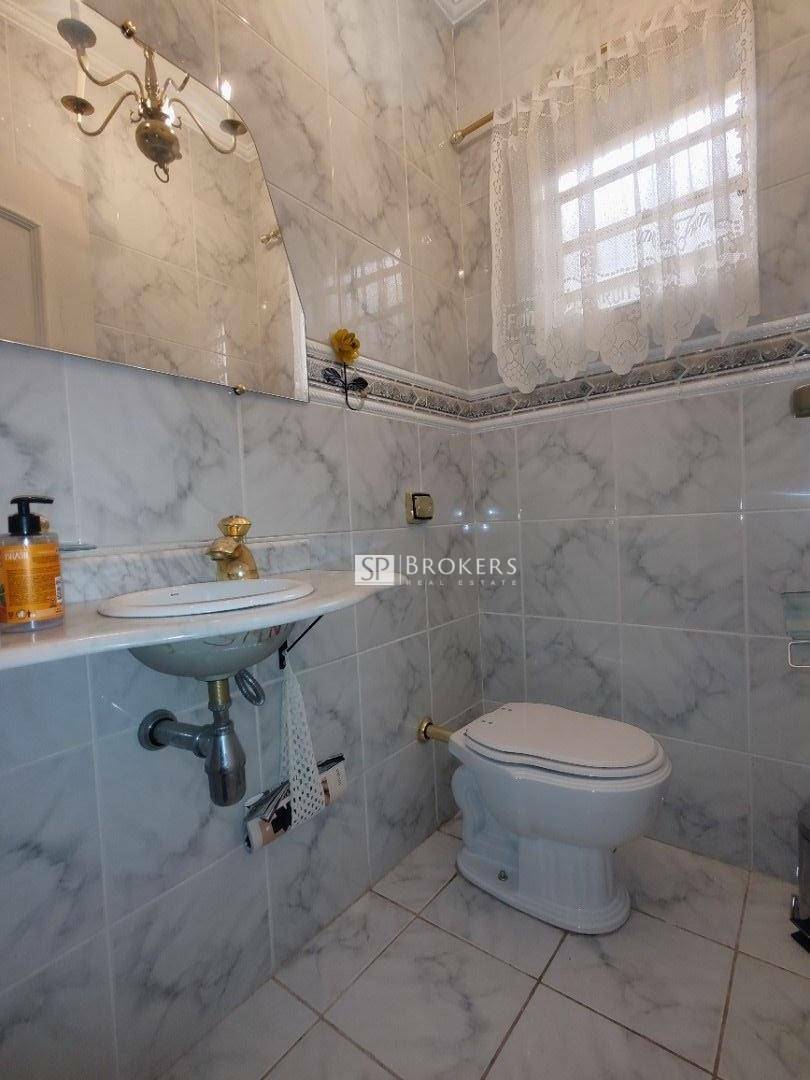 Casa à venda e aluguel com 3 quartos, 184m² - Foto 16