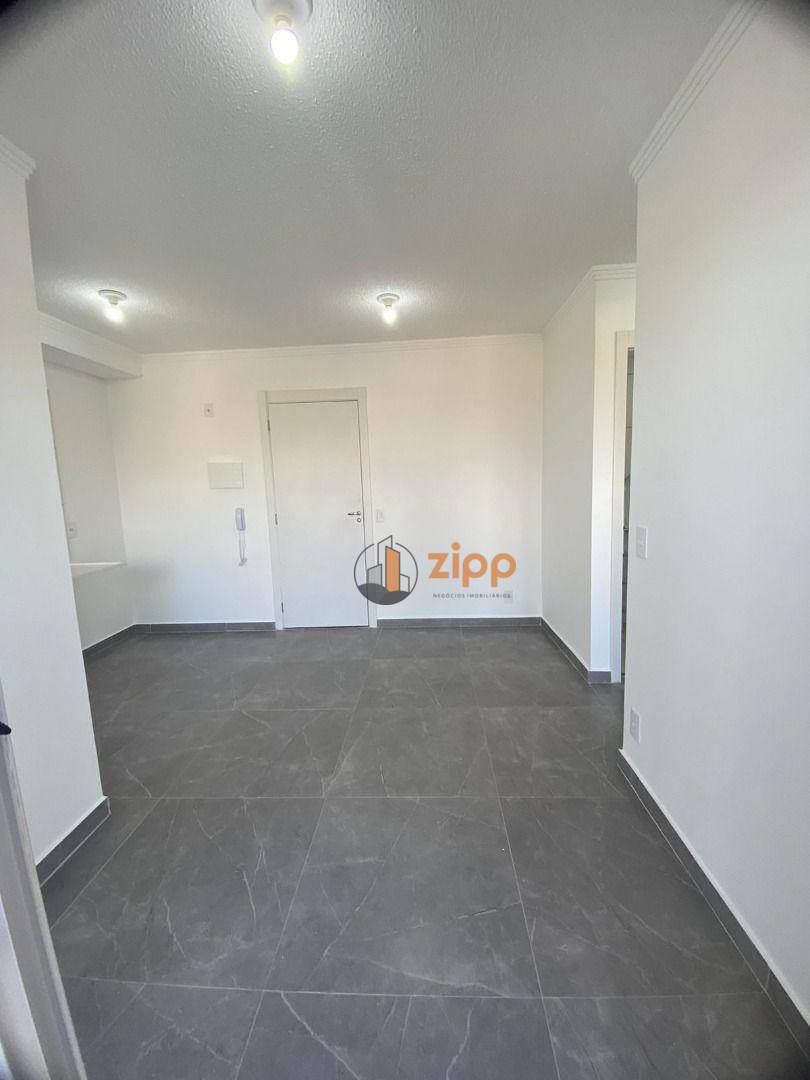 Apartamento para alugar com 2 quartos, 38m² - Foto 19