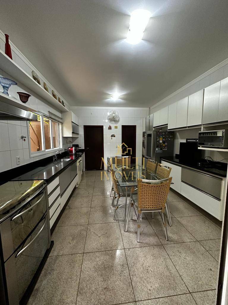 Casa de Condomínio à venda com 3 quartos, 368m² - Foto 36