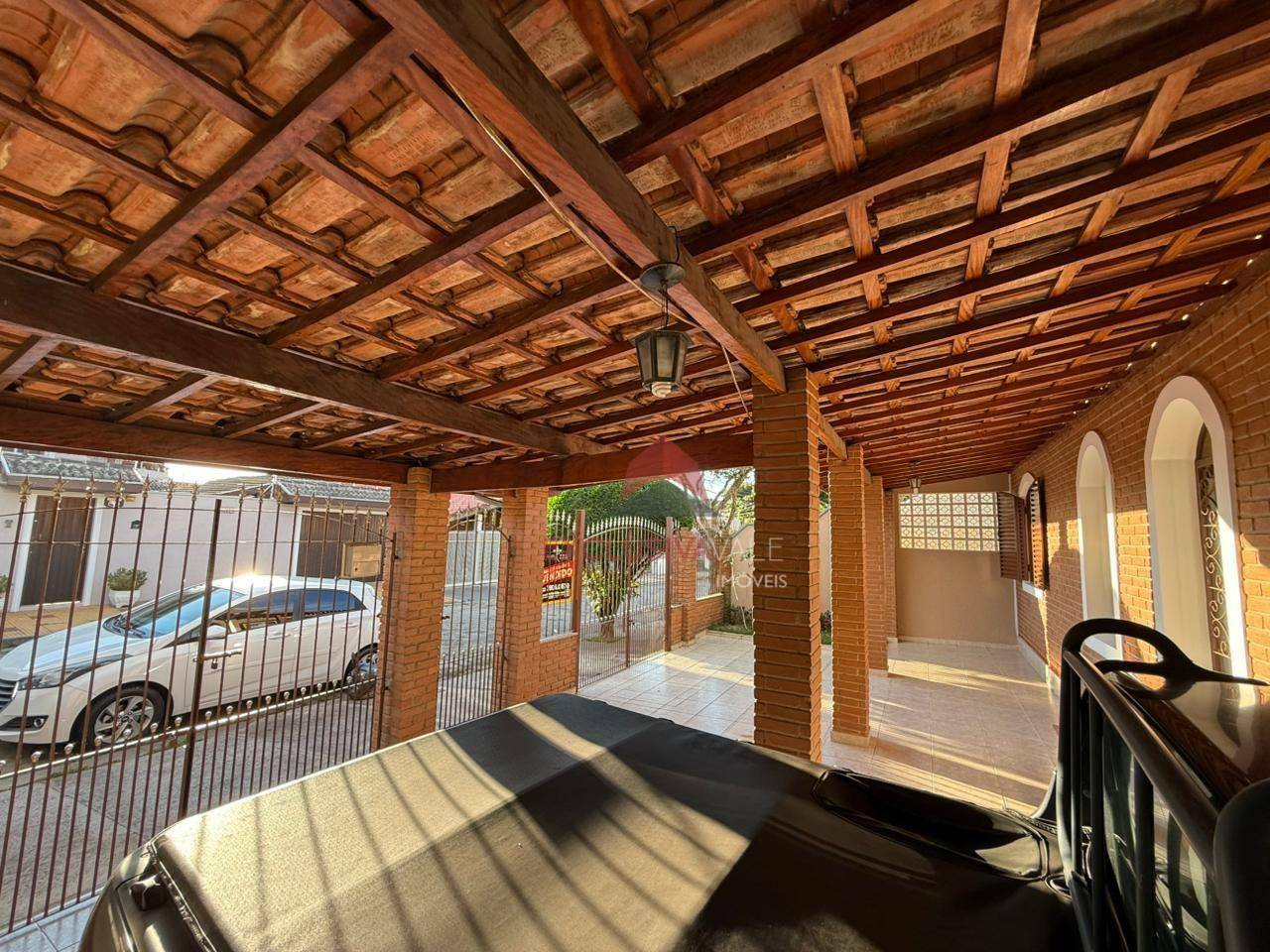 Casa à venda com 5 quartos, 149m² - Foto 17