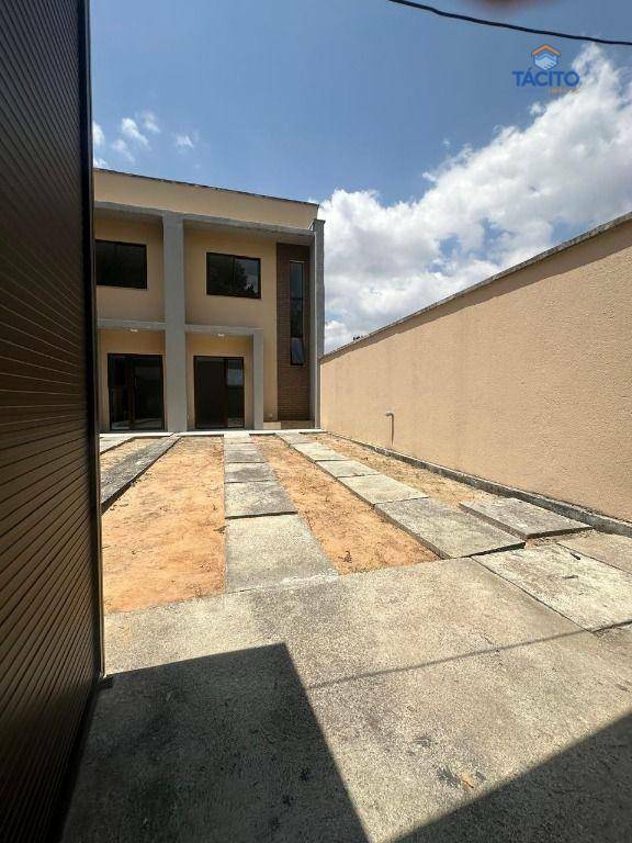 Casa à venda com 3 quartos, 84m² - Foto 2