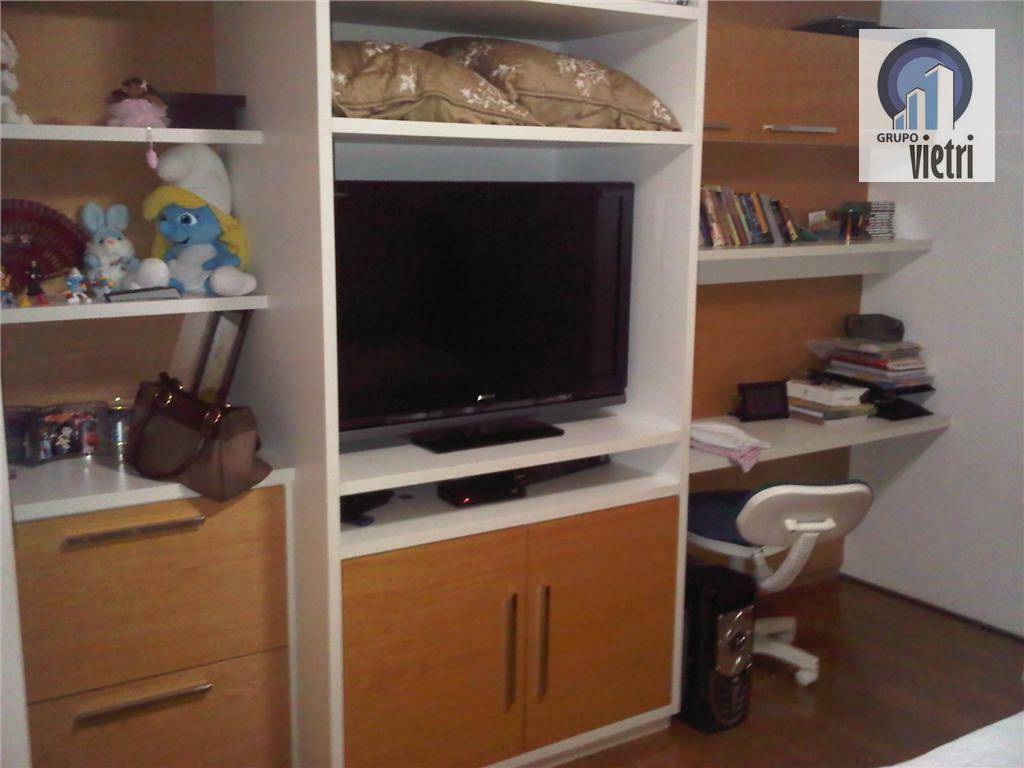 Apartamento à venda com 3 quartos, 200m² - Foto 31