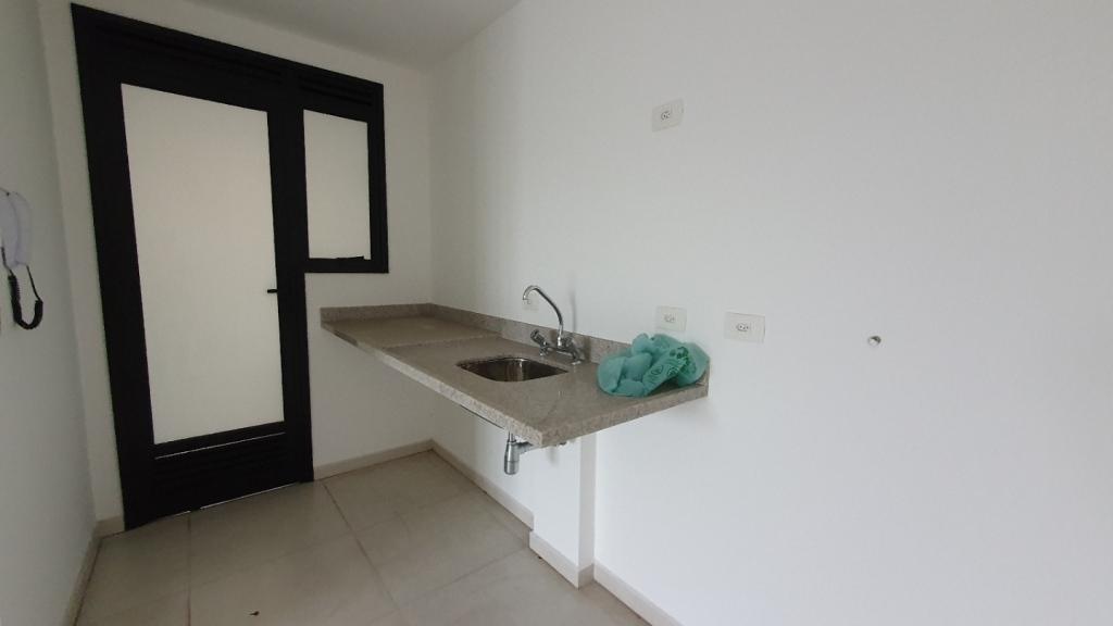 Apartamento à venda com 2 quartos, 68m² - Foto 7