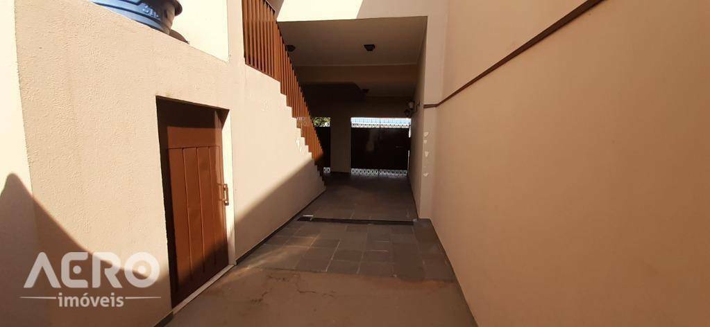 Casa à venda com 3 quartos, 490m² - Foto 13