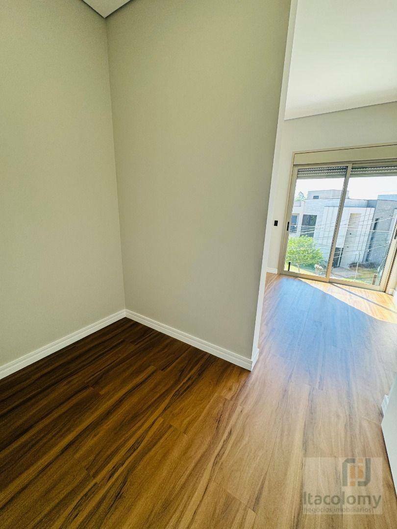 Casa de Condomínio à venda com 3 quartos, 265m² - Foto 40