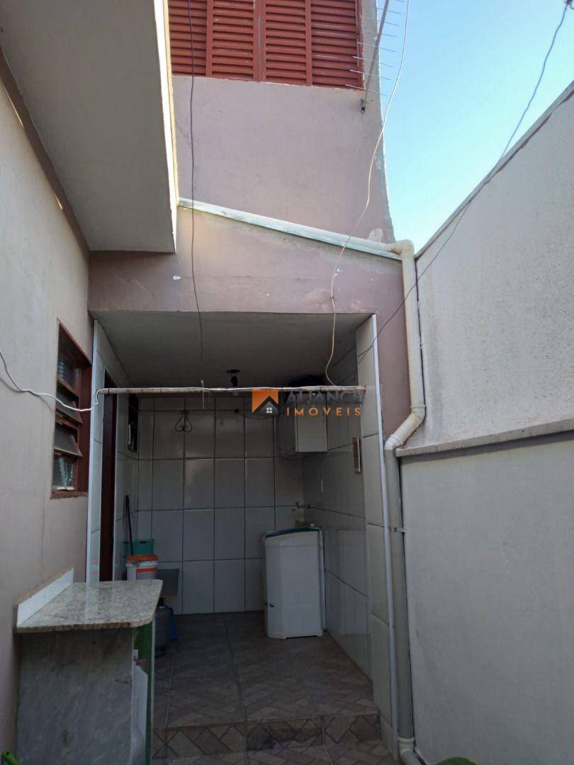 Casa à venda com 2 quartos, 100m² - Foto 12