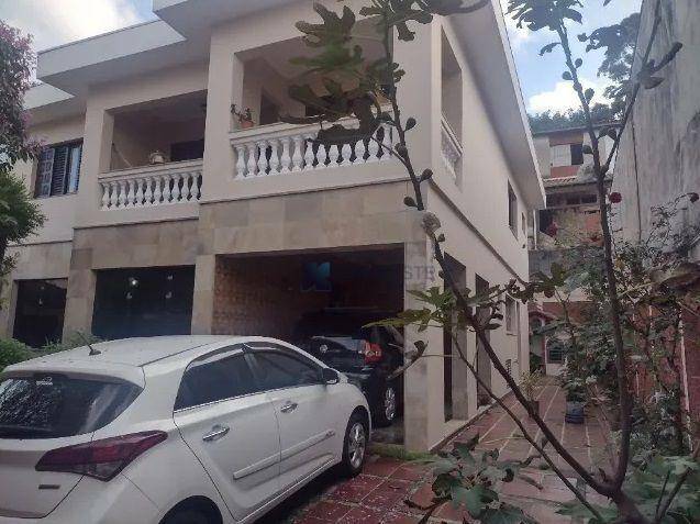 Sobrado à venda com 4 quartos, 241m² - Foto 2