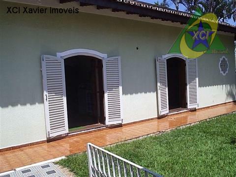 Casa para alugar com 4 quartos, 700m² - Foto 18