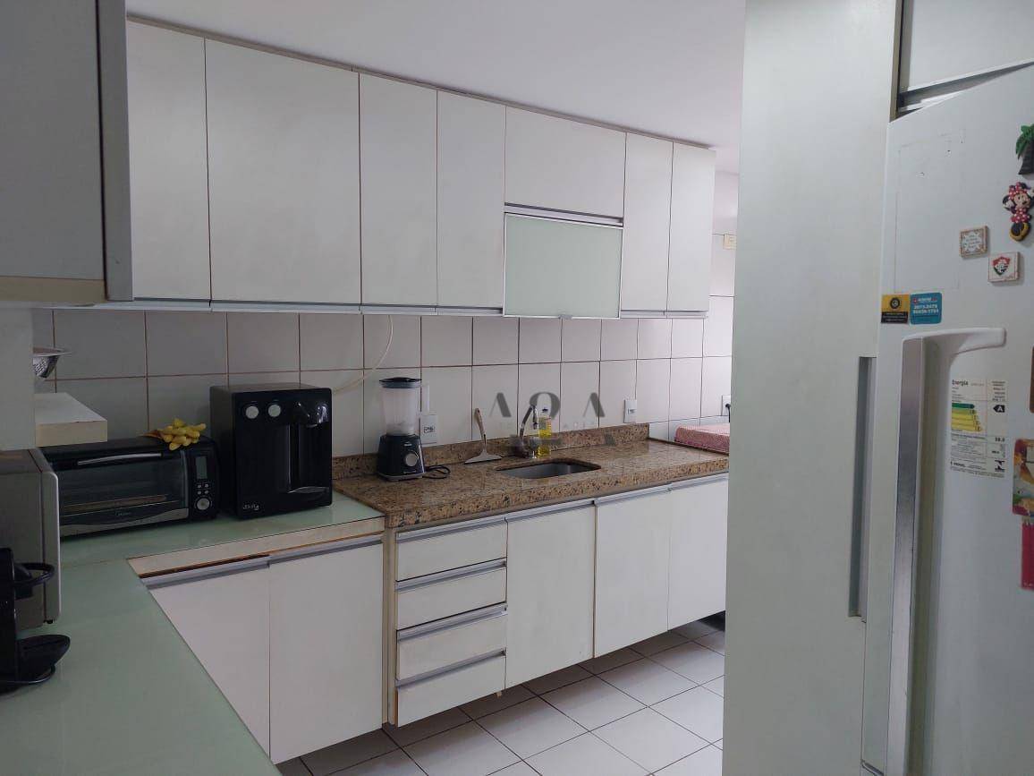 Apartamento à venda com 3 quartos, 115m² - Foto 6