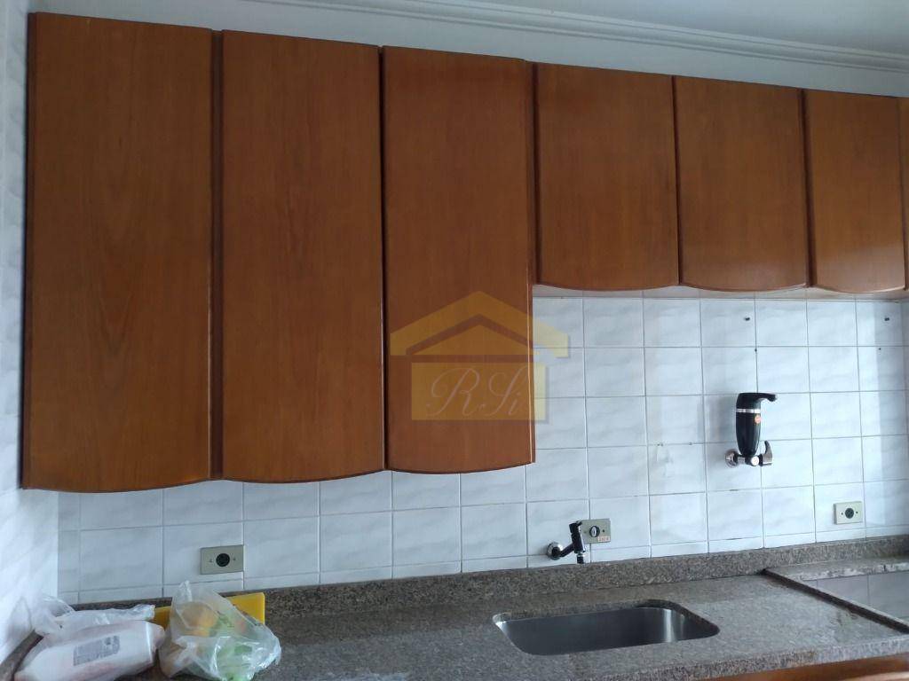 Apartamento para alugar com 2 quartos, 64m² - Foto 5