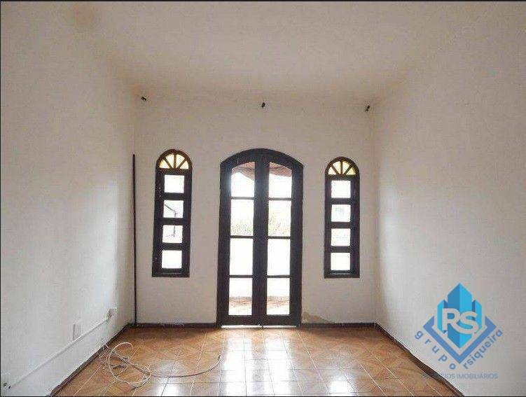 Sobrado à venda e aluguel com 3 quartos, 160m² - Foto 5