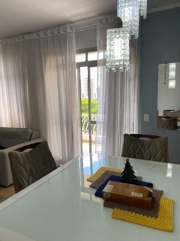 Apartamento à venda com 3 quartos, 126m² - Foto 8