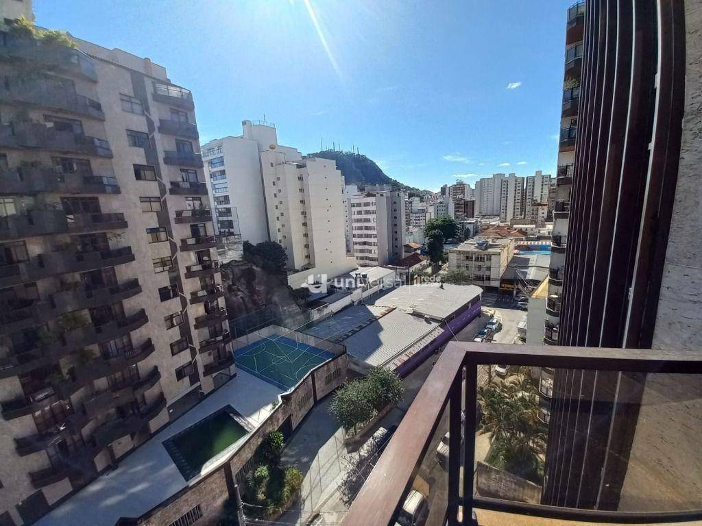 Apartamento à venda com 4 quartos, 220m² - Foto 7
