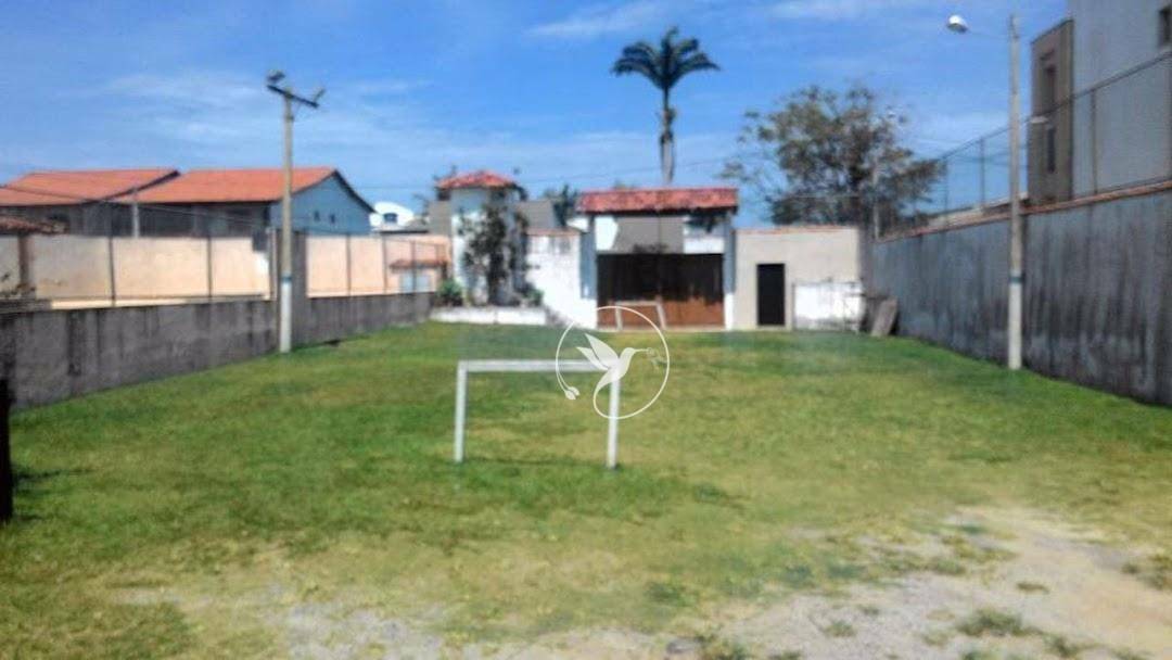 Casa de Condomínio à venda com 3 quartos, 220m² - Foto 32