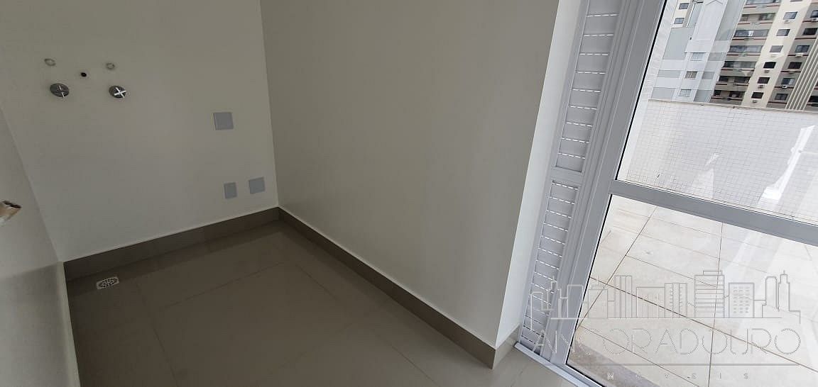 Apartamento à venda com 4 quartos, 353m² - Foto 30