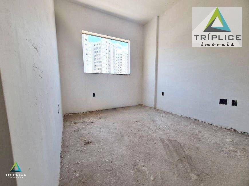 Apartamento à venda com 2 quartos, 67m² - Foto 4