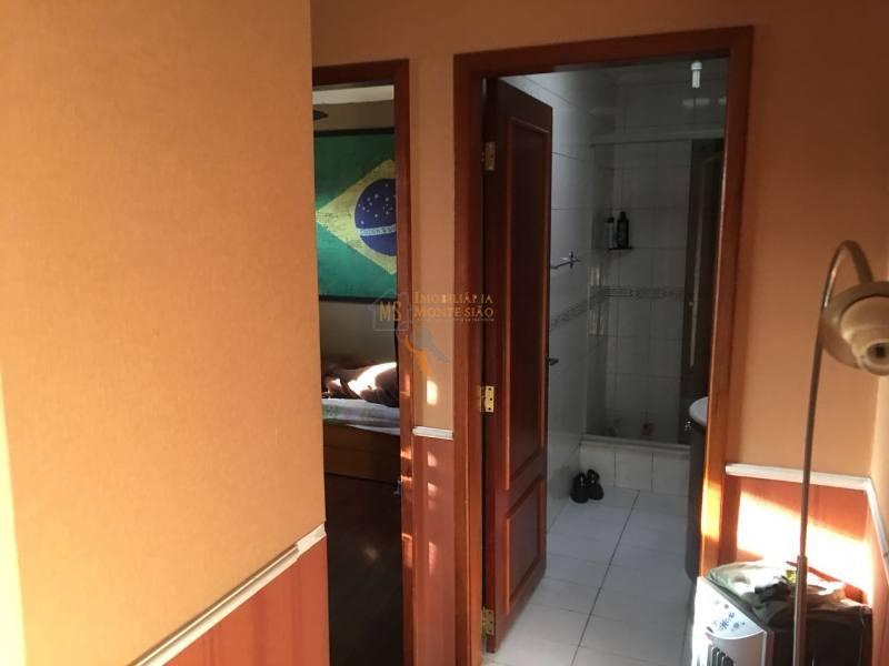 Sobrado à venda com 4 quartos, 325m² - Foto 11