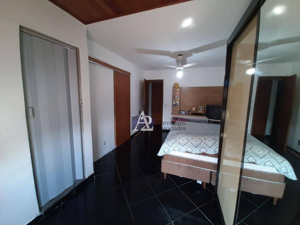 Casa à venda com 3 quartos, 100M2 - Foto 4