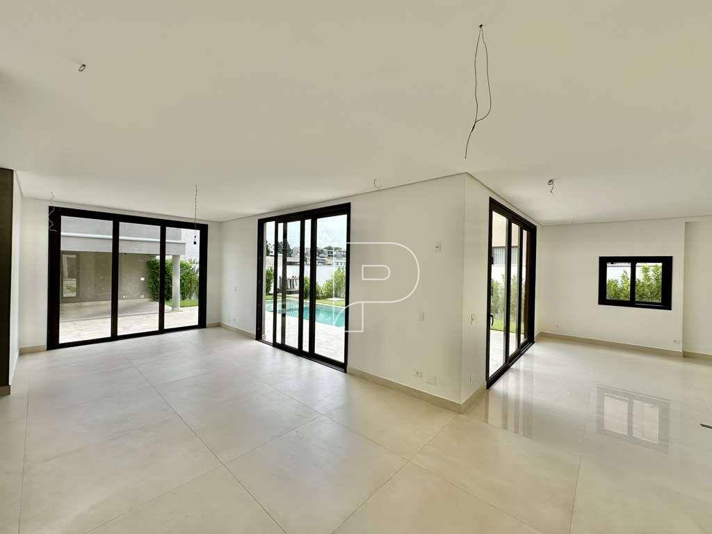 Casa de Condomínio à venda e aluguel com 4 quartos, 350m² - Foto 5