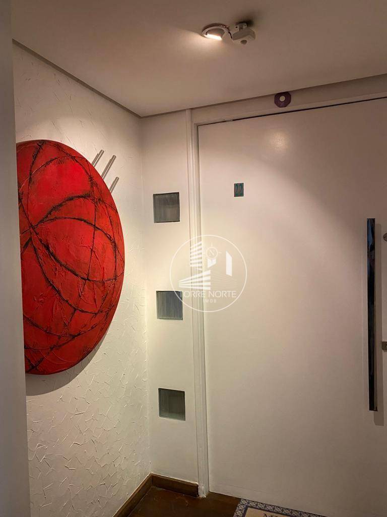 Apartamento à venda com 3 quartos, 130m² - Foto 23