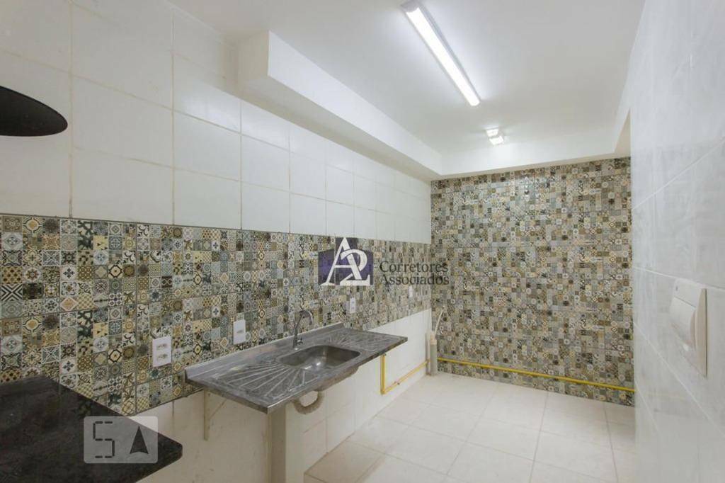 Apartamento à venda com 2 quartos, 46m² - Foto 13