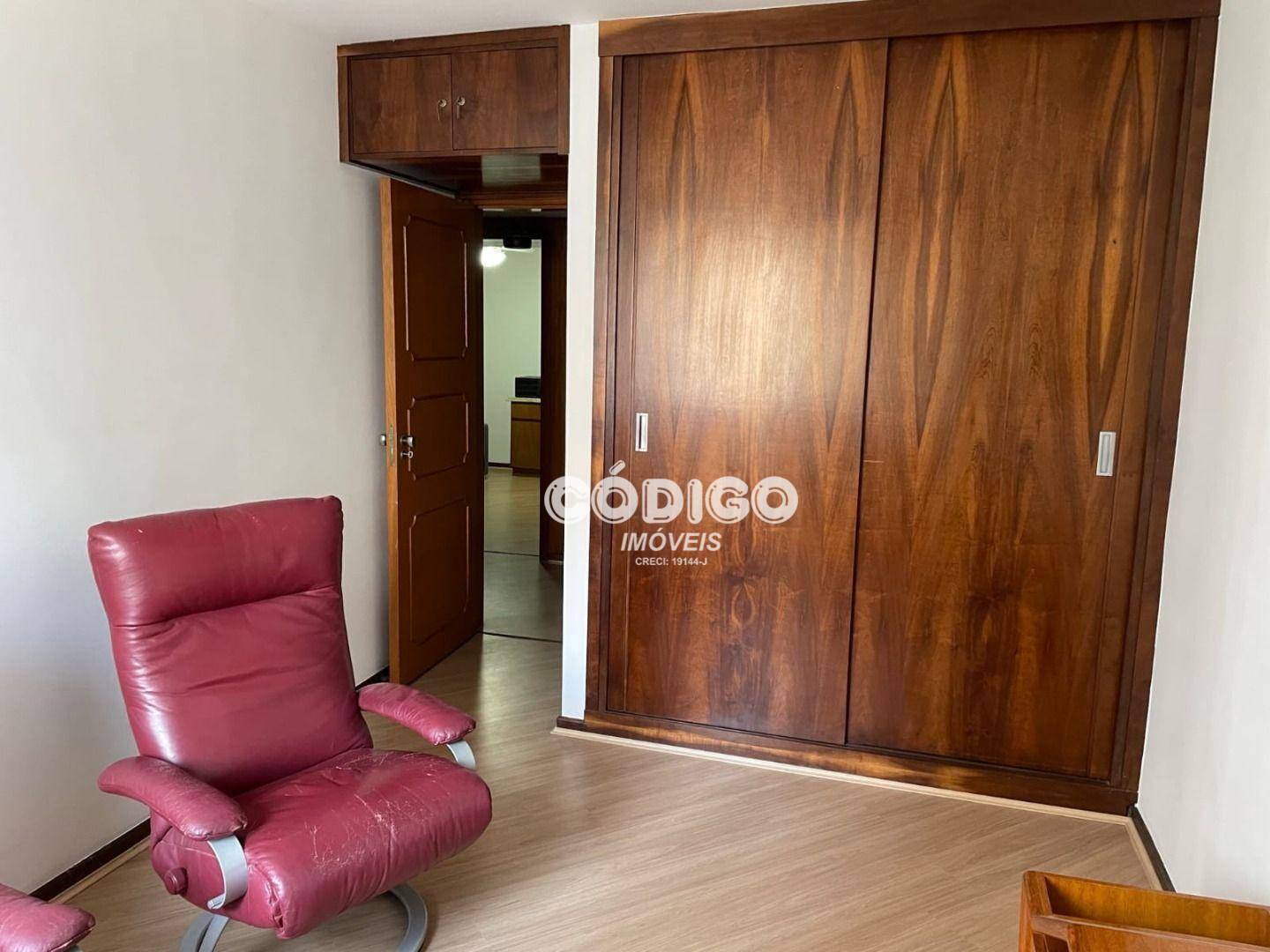 Apartamento para alugar com 3 quartos, 108m² - Foto 7