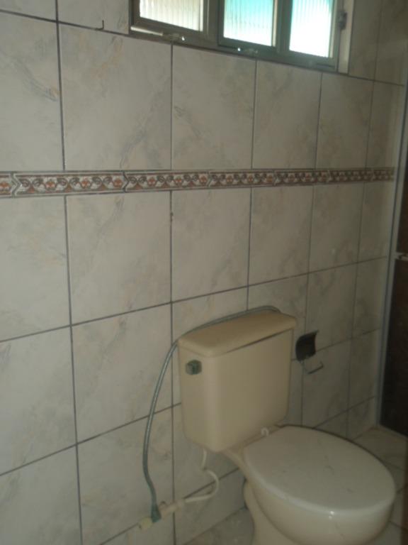 Casa à venda com 4 quartos, 200m² - Foto 24