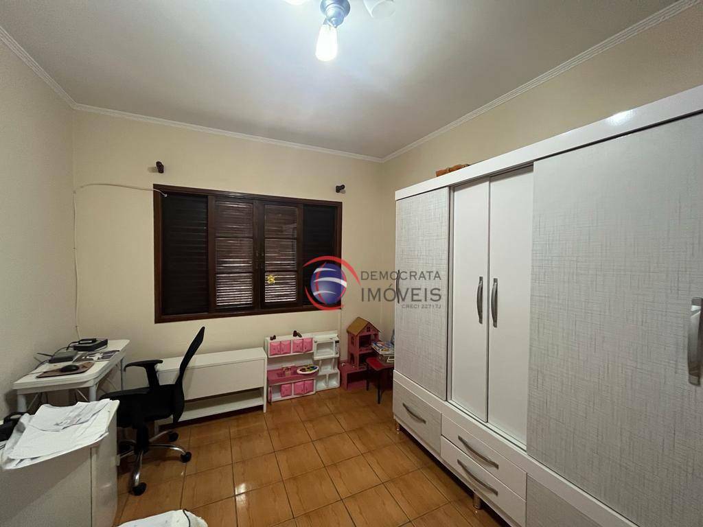 Sobrado à venda com 3 quartos, 187m² - Foto 8