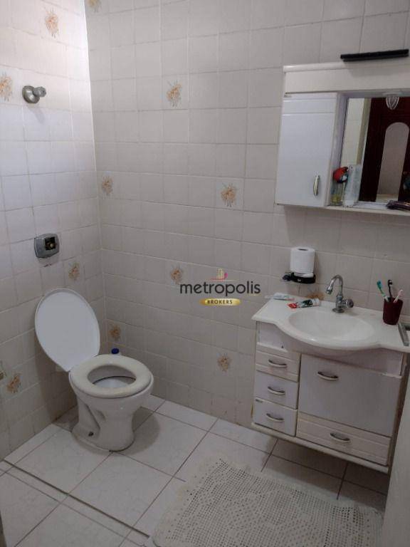 Casa à venda com 3 quartos, 231m² - Foto 4