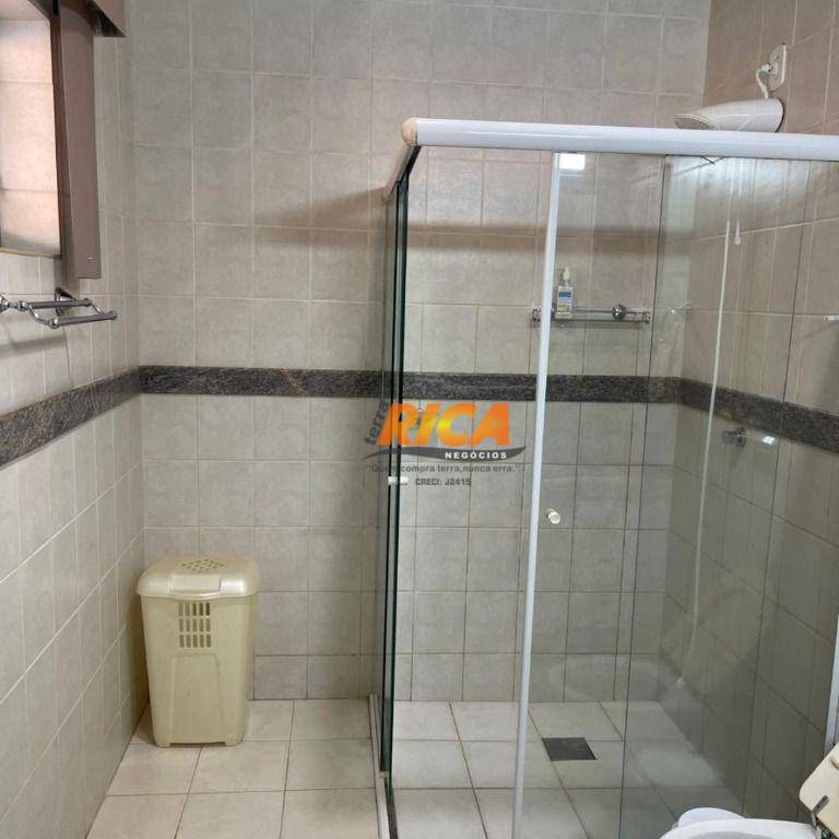 Casa de Condomínio à venda com 3 quartos, 400m² - Foto 27