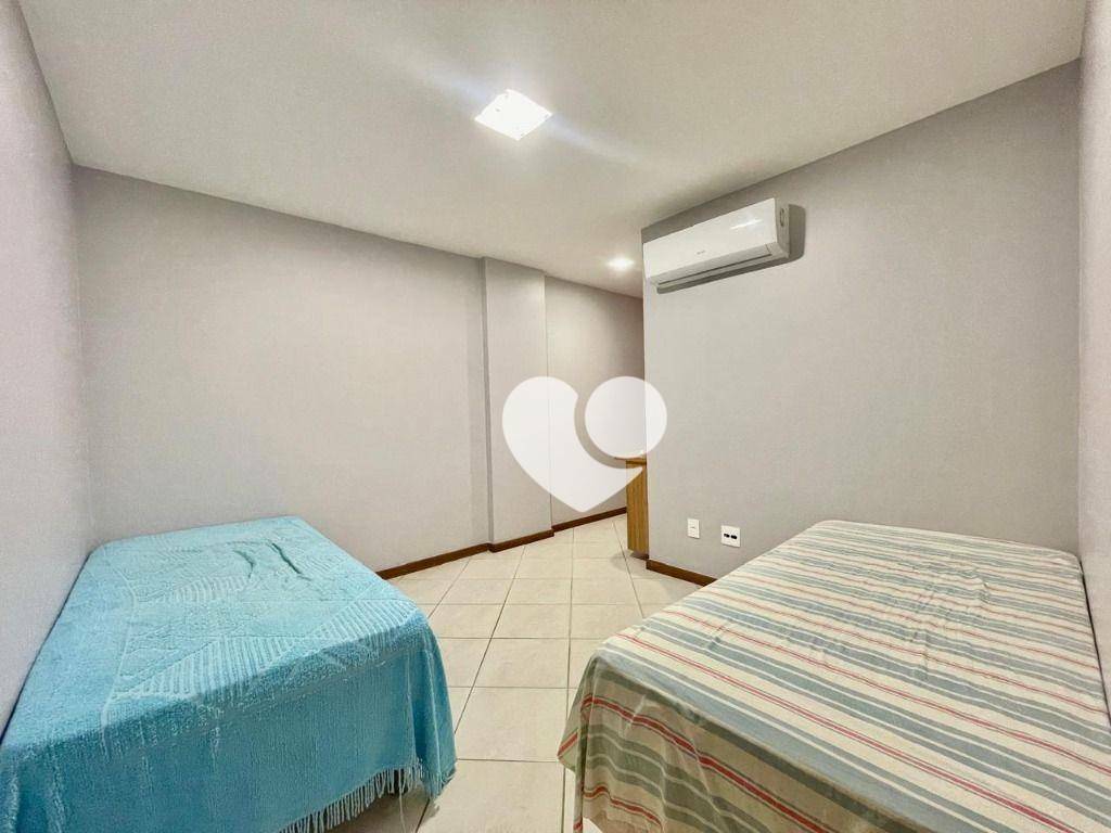 Apartamento à venda com 3 quartos, 100m² - Foto 12