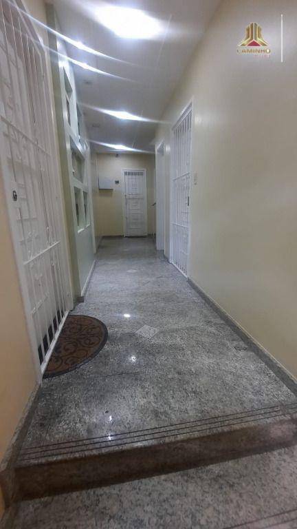 Apartamento à venda com 3 quartos, 94m² - Foto 20