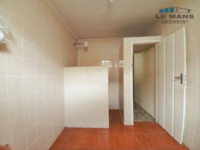 Casa à venda com 2 quartos, 104m² - Foto 7