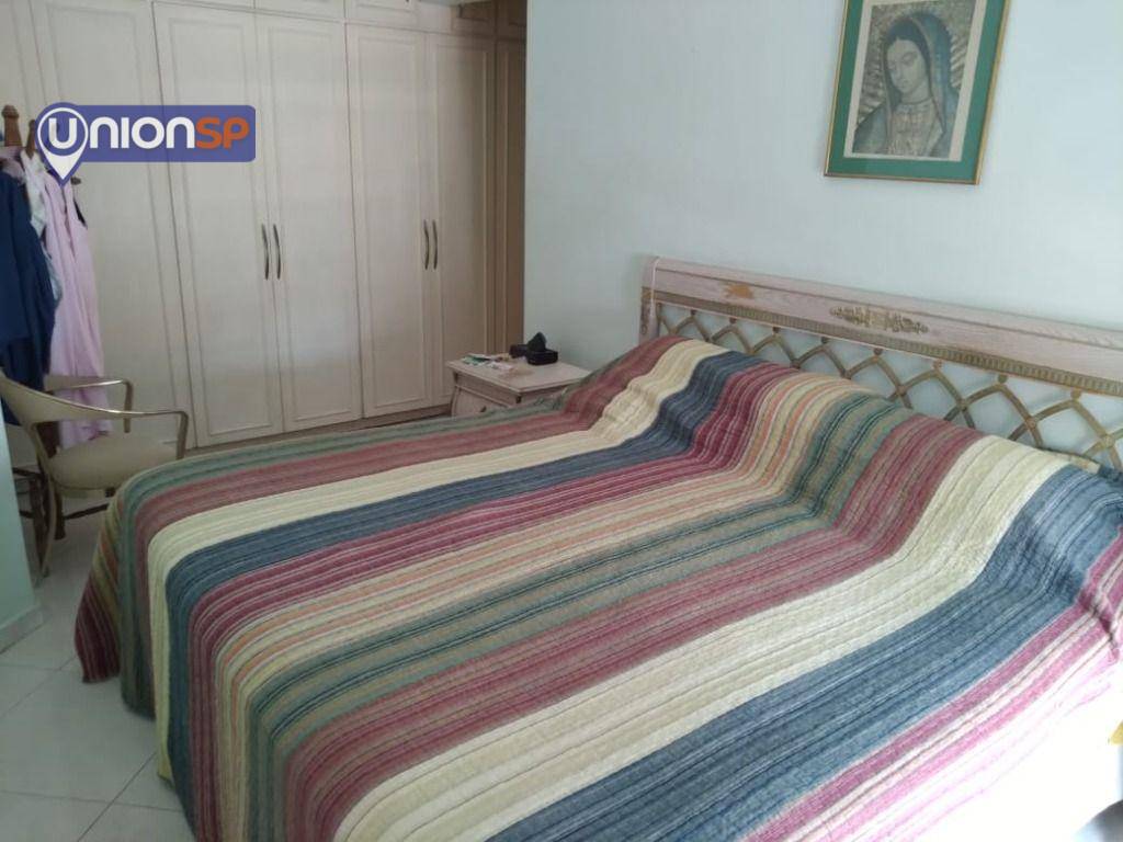 Apartamento à venda com 3 quartos, 159m² - Foto 8