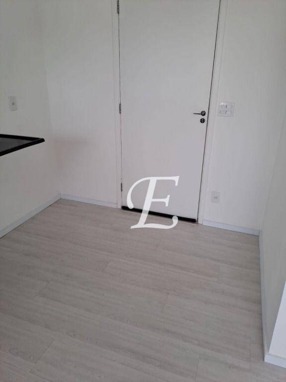 Apartamento à venda com 2 quartos, 35m² - Foto 8