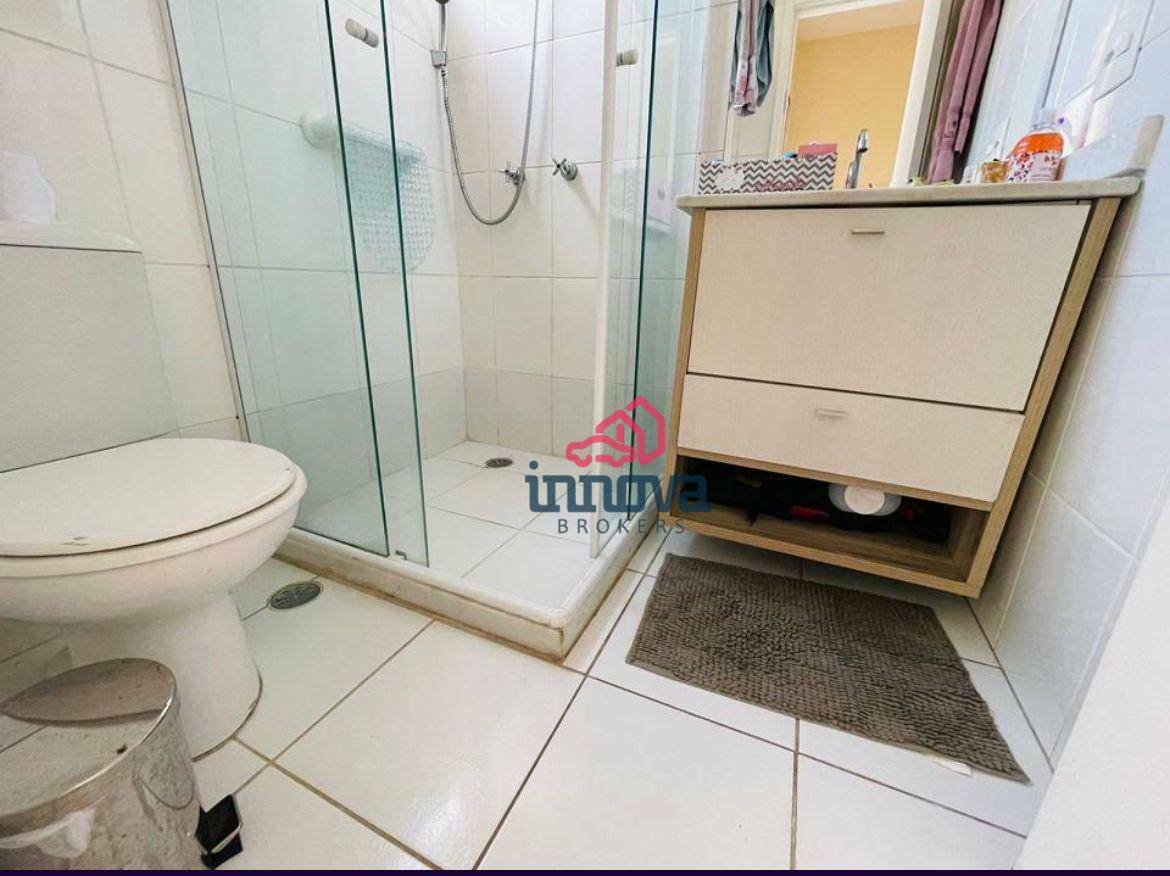 Apartamento à venda com 2 quartos, 67m² - Foto 7