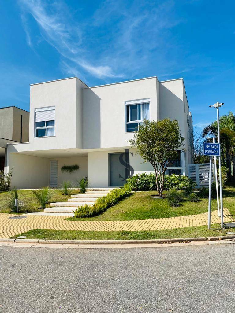 Casa à venda com 4 quartos, 370m² - Foto 2