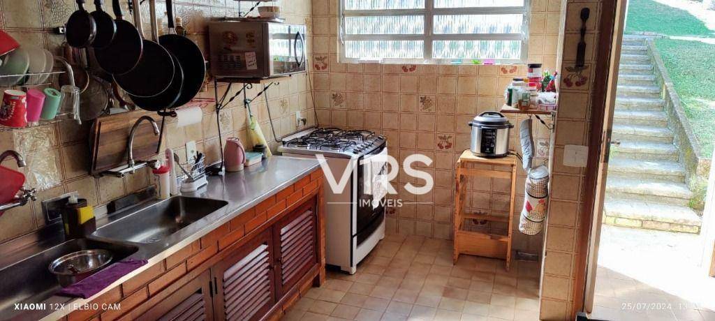 Casa à venda com 4 quartos, 196m² - Foto 10