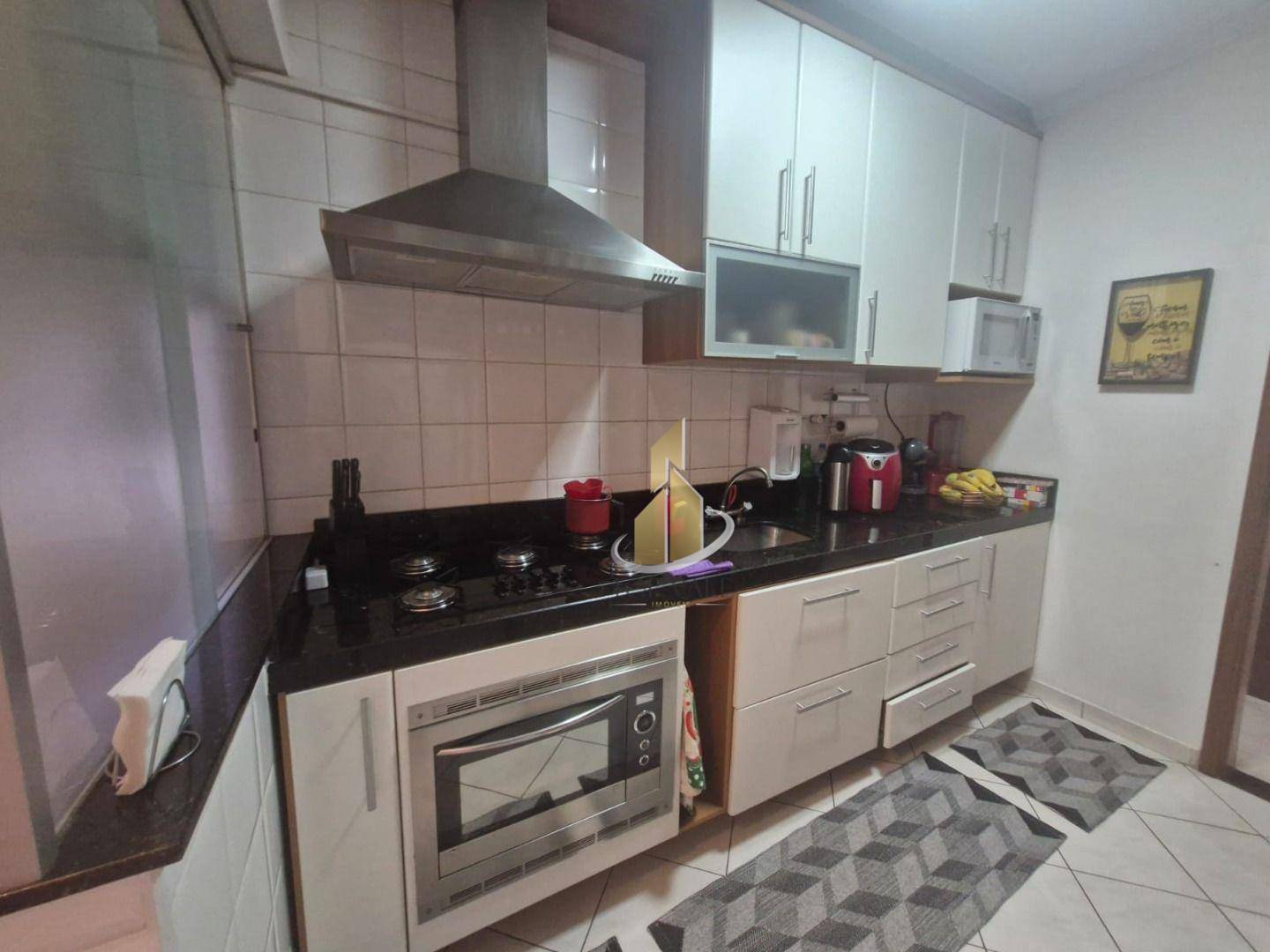 Apartamento à venda com 3 quartos, 83m² - Foto 4