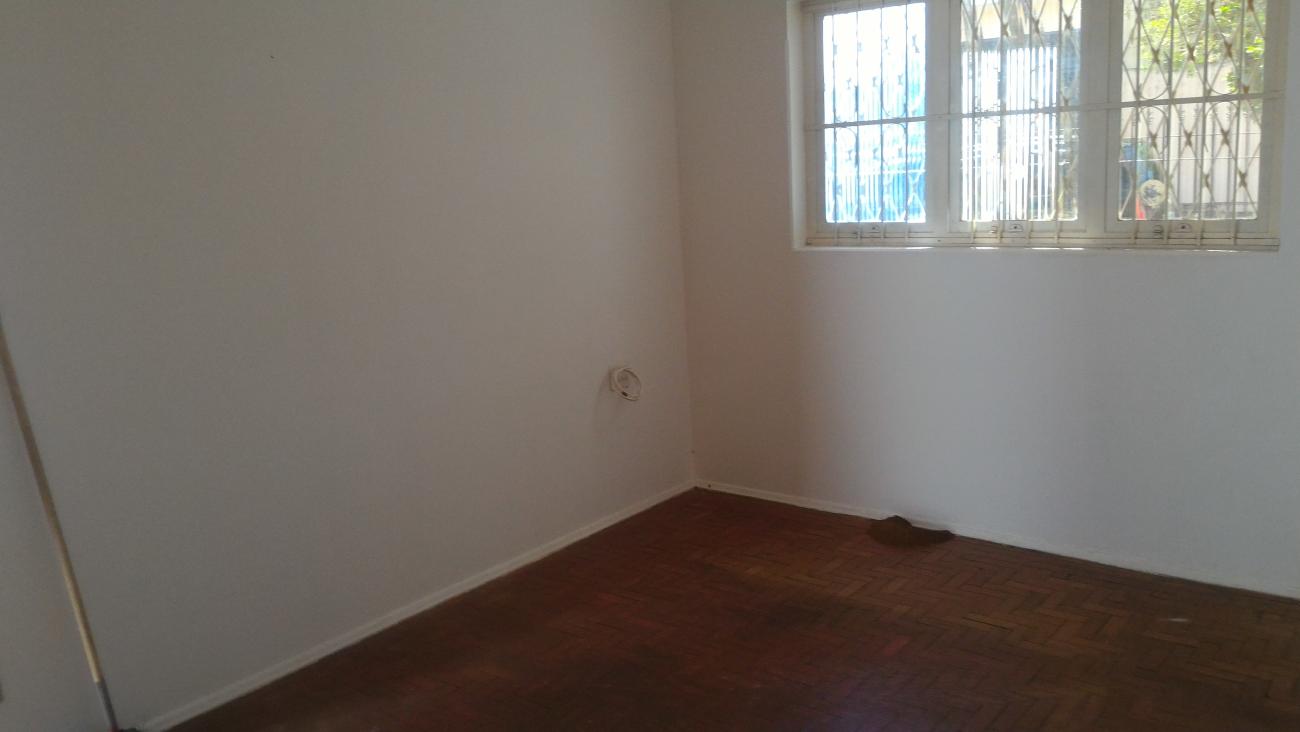 Casa para alugar com 2 quartos, 100m² - Foto 11