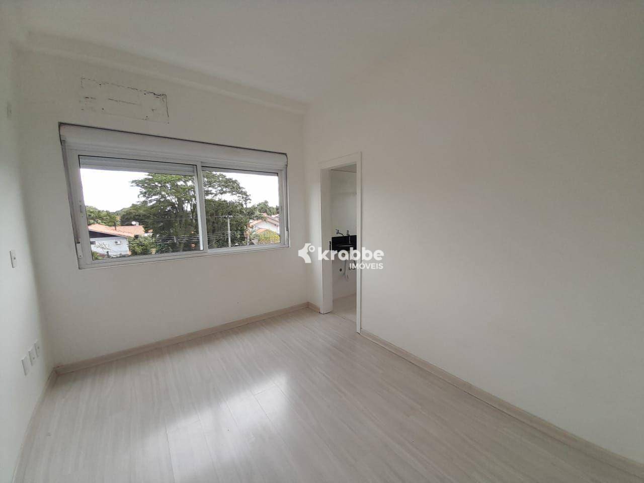 Apartamento para alugar com 2 quartos, 142m² - Foto 2