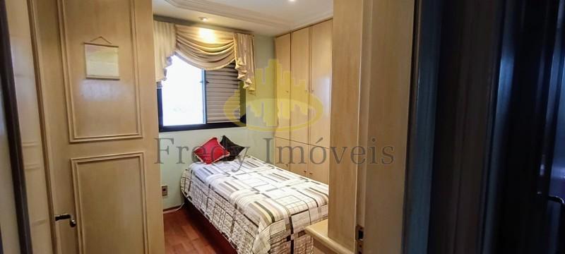 Apartamento à venda com 4 quartos, 200m² - Foto 34